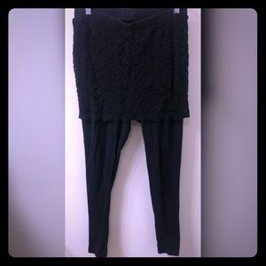 Torrid skirt with attached leggings, sz 1